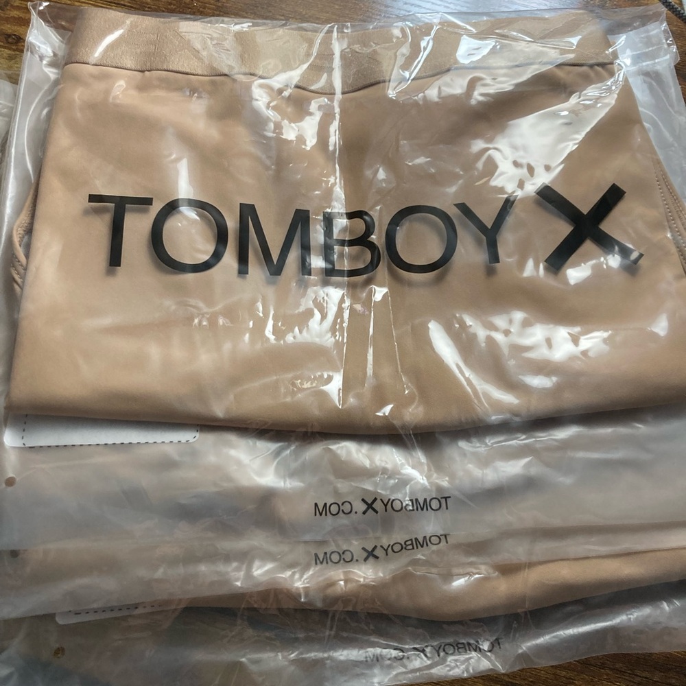 TomboyX Compression Top Chai 2X